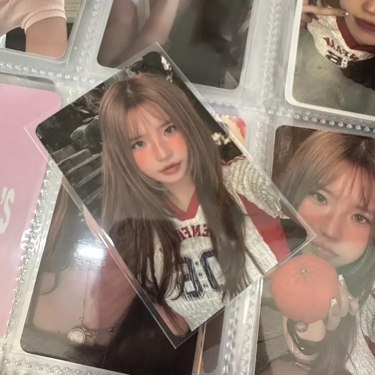 

Promise 9 Song Ha-young Lacube Digipack Version Photo Card