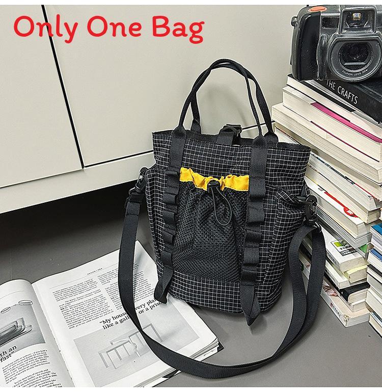 Minimalist Water Bucket Shoulder Bag With Streetwear Design For Casual Outings