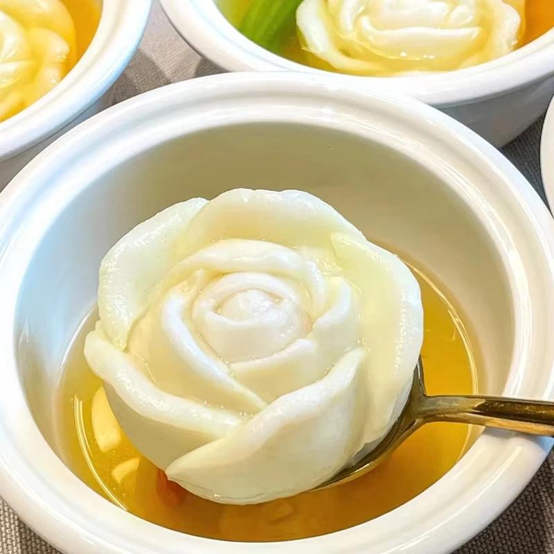 4-Cavity Rose Ice Cube Mold Silicone Ice Cube Tray Easy Release Ice Ball Maker for Chilling Cocktails Whiskey and Juice Drinks