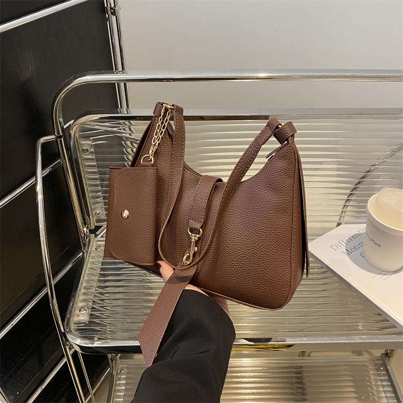 

Niche design underarm bag women s 2024 new spring retro fashion messenger bag texture women s shoulder bag tide