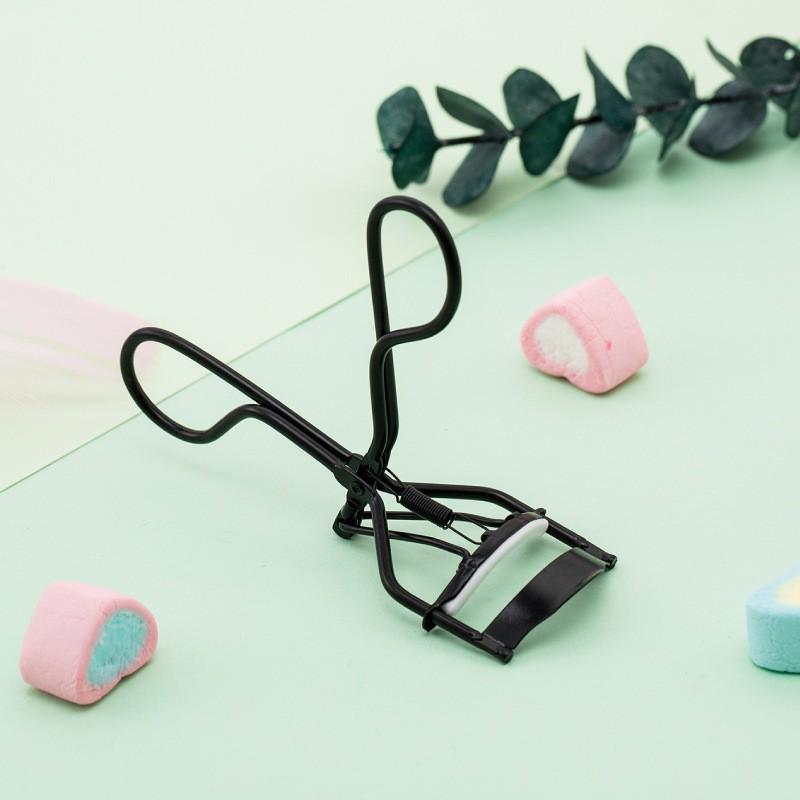 

Mini Segmented Eyelash Curler for Long-Lasting Shape Bulk