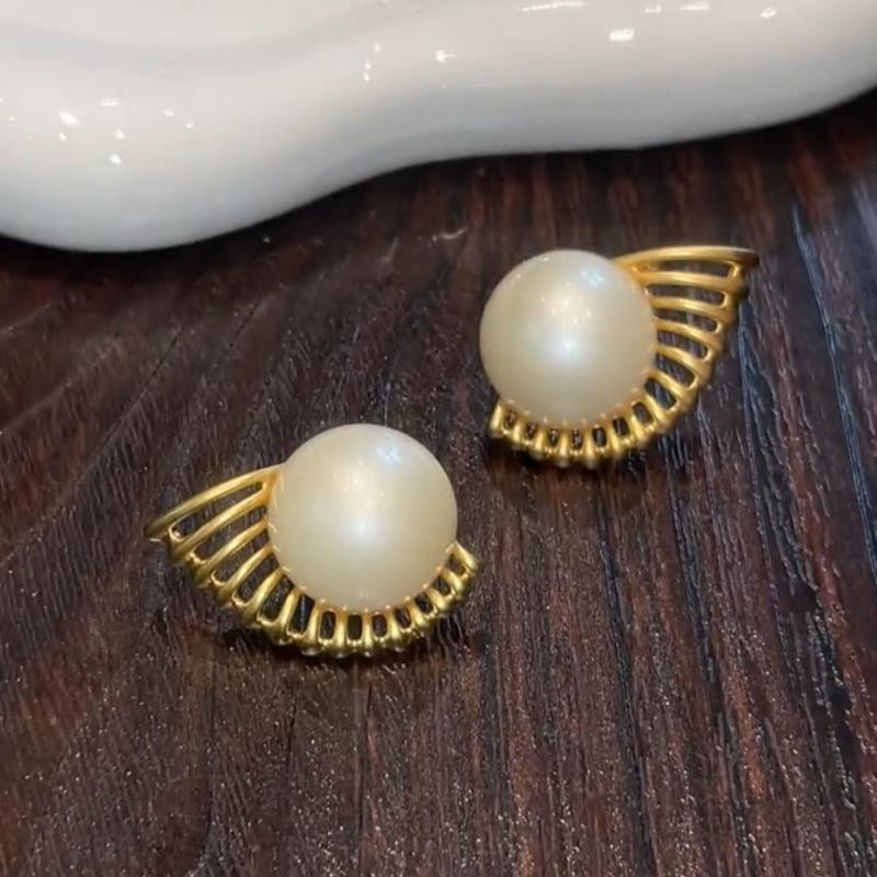 Geometry Sector Round Imitation Pearl Stud Earring for Women Korean Sweet Ear Wedding Party Jewelry