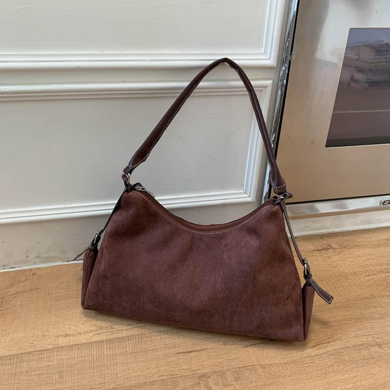 

Осень и зима корейская версия ретро простая сумка-пельмень под мышкой, повседневная универсальная дорожная сумка из оленьего велюра через плечо