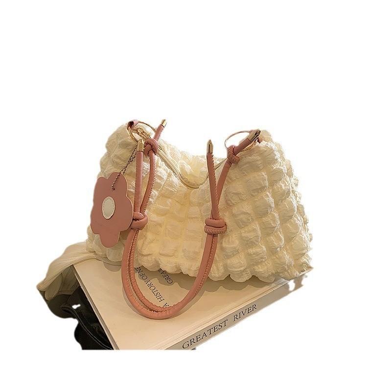 Chic Nylon Wrinkle Handbag For Women 2024 Trendy Fashionable Shoulder Bag