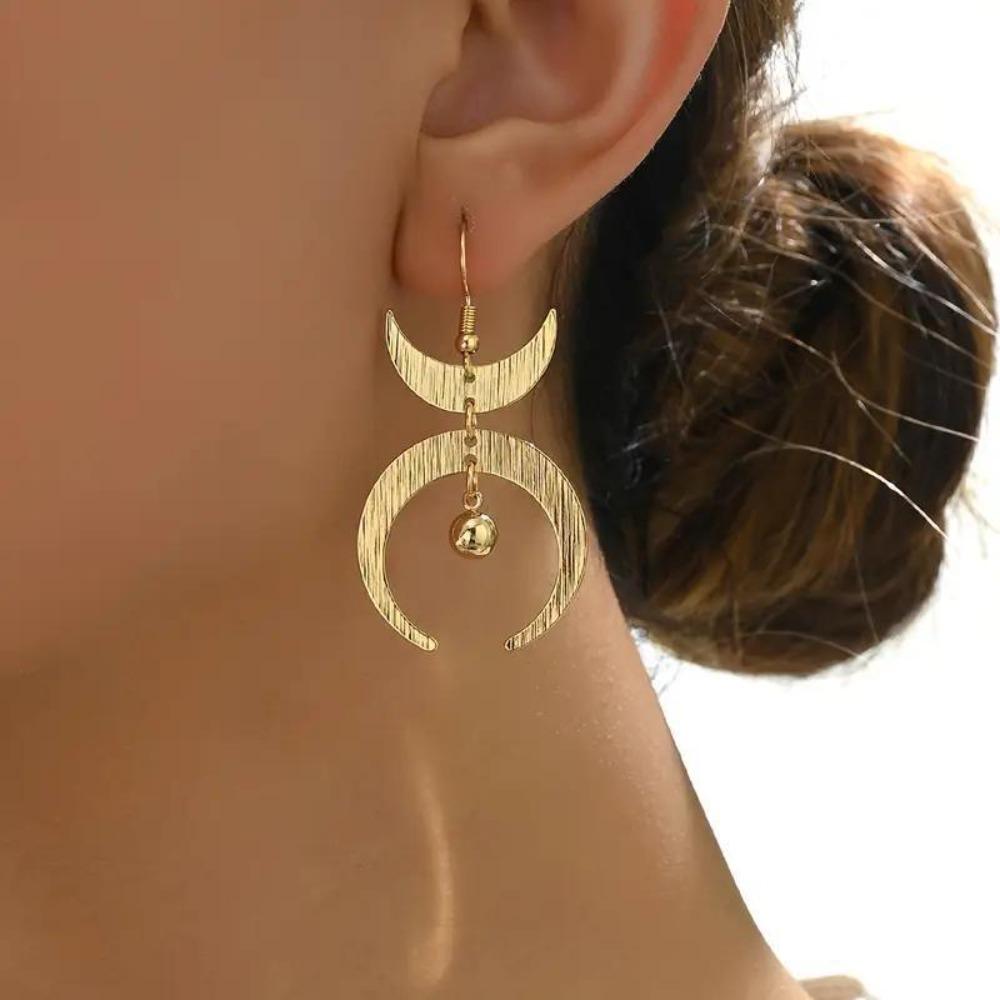 Bohemian Gold Color Asymmetrical Crescent Moon Bead Charms Dangle Earrings for Woman Korean Geometric Designer Jewelry Colorfast