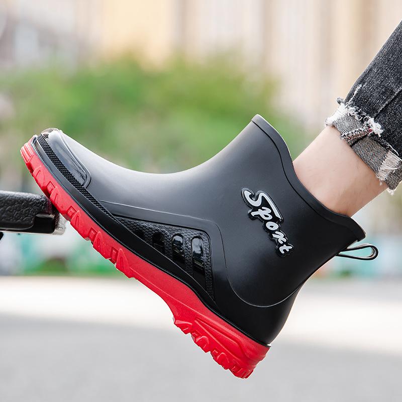 Modische wasserdichte Schuhe im koreanischen Stil für Herren, rutschfeste Vier-Jahreszeiten-Universal-Kurzschaft-PVC-Fischerschuhe