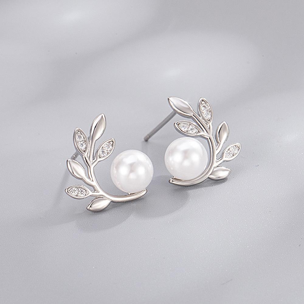 Simple Female Earrings 925 Sterling Silver Leaf Design Row Zircon Pearl Small Earrings for Women Promise Love Wedding Jewelry