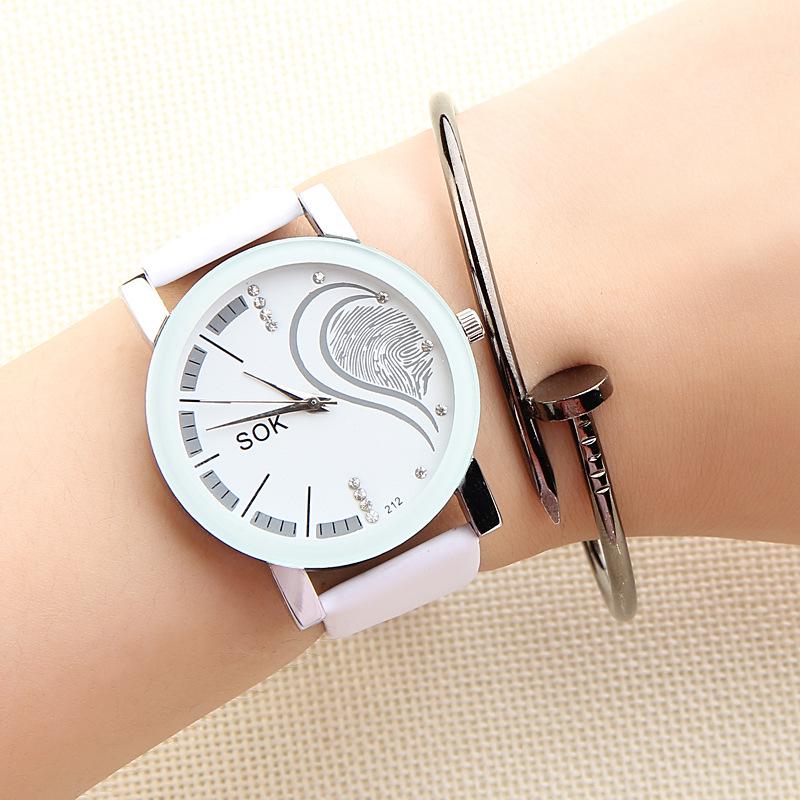 simple waterproof watch