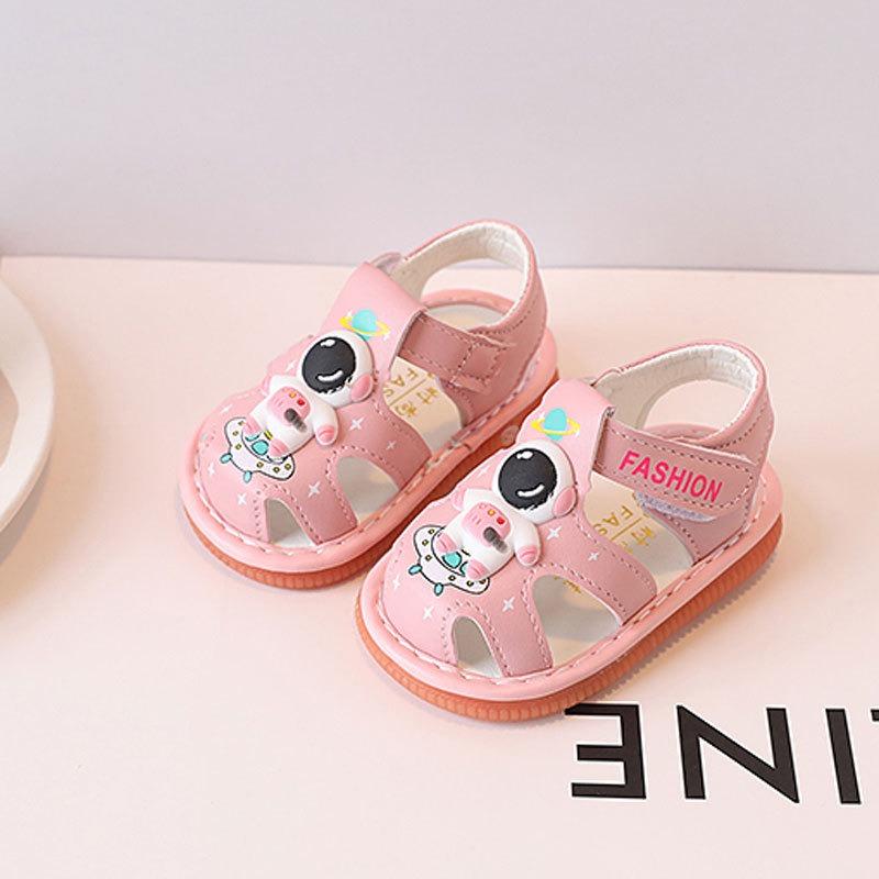 Baby Closed-Toe Sandals for Spring and Summer, Unisex Toddler Infant Walking Squeaky Shoes for Girls and Boys, Soft-Soled.