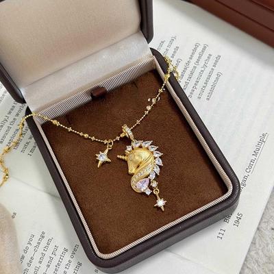 Collar de Estrella Zodiaco Caballo Chapado en Oro con Circonita | Cadena de Clavícula de Diseño Elegante de Nicho