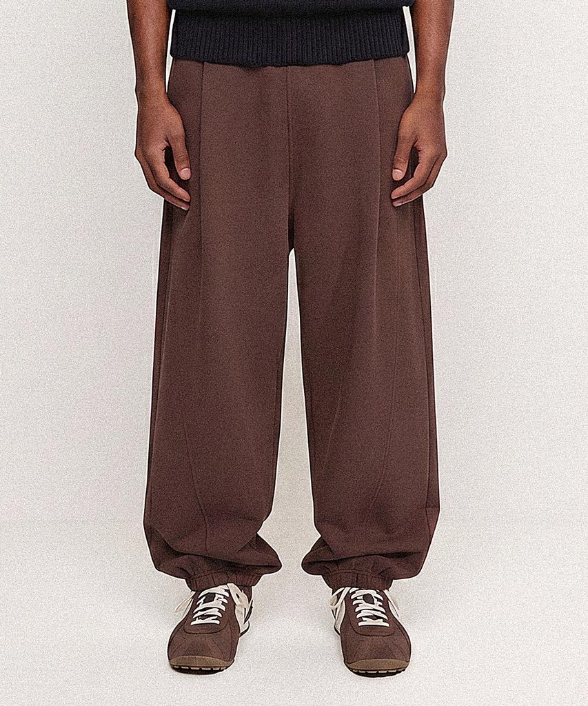 Deoseutoli Slush Jogger Pants (Brown)