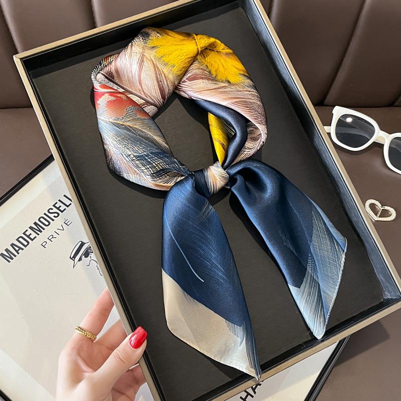 Blue Cherry Blossom Chessboard Mulberry Silk Scarf Female Simulation Silk Scarf Decorative Scarf Mom Shawl 70Cm Square Scarf