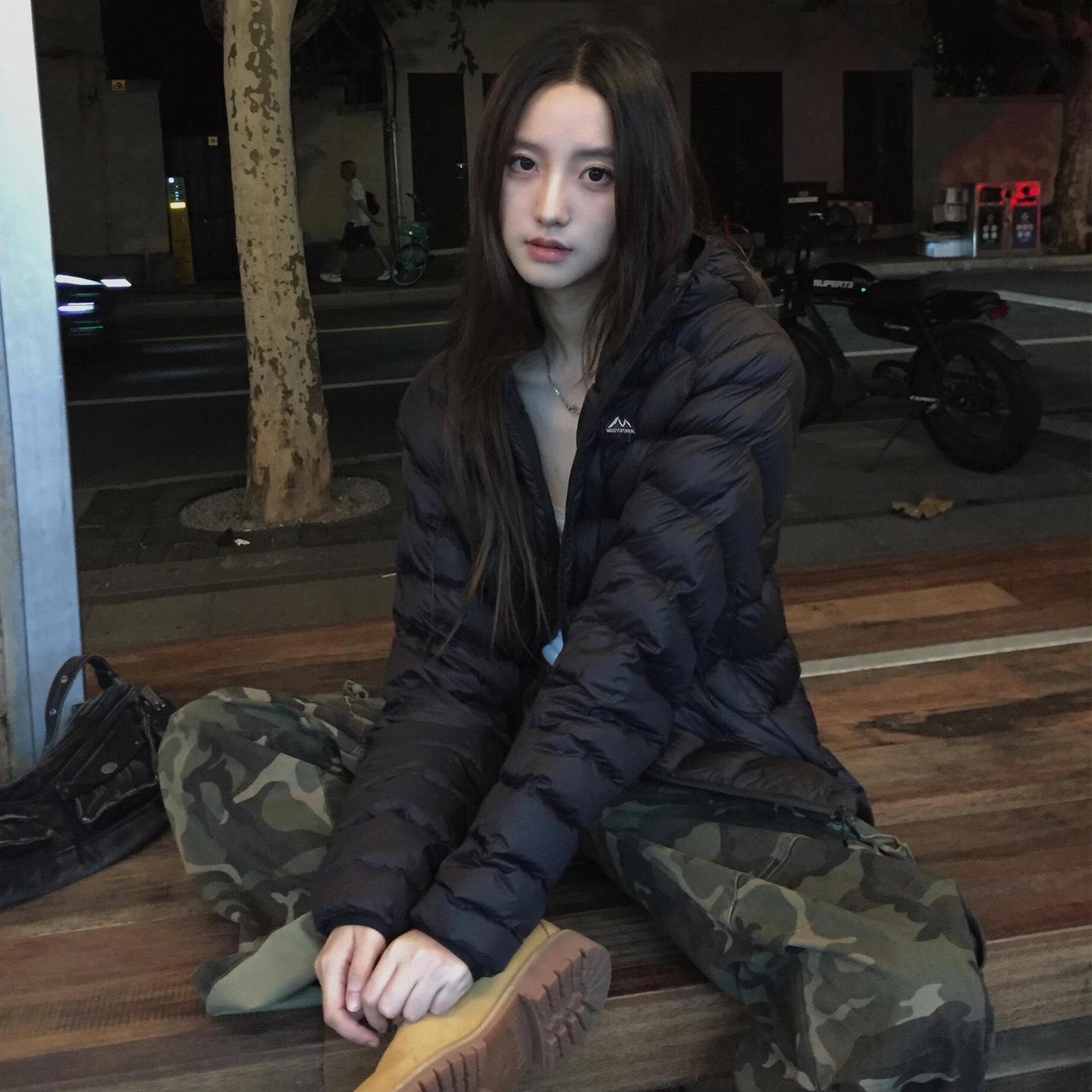 

2025 Autumn/Winter Ribbed Down Lightweight Couples Cotton Jacket - Korean Style Loose Fit for Women XL (Recommended 120-135 jin)