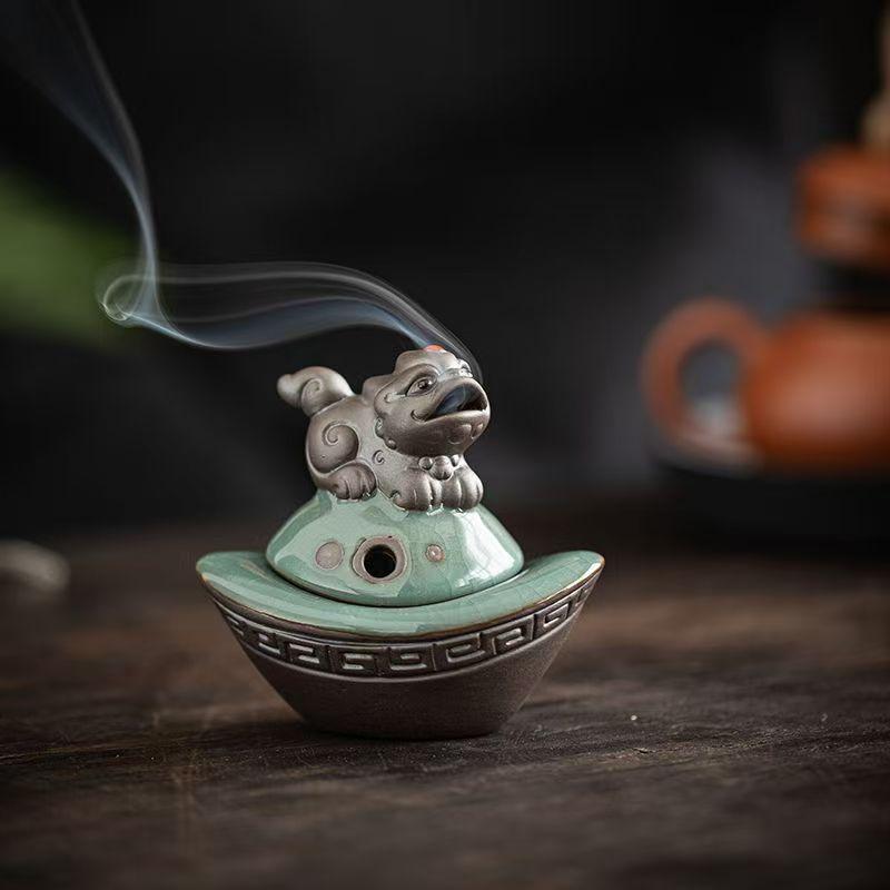 

Chinese Pixiu Mini Incense Burner - Feng Shui Wealth Luck Decor for Home Office, Meditation & Zen Altar Use