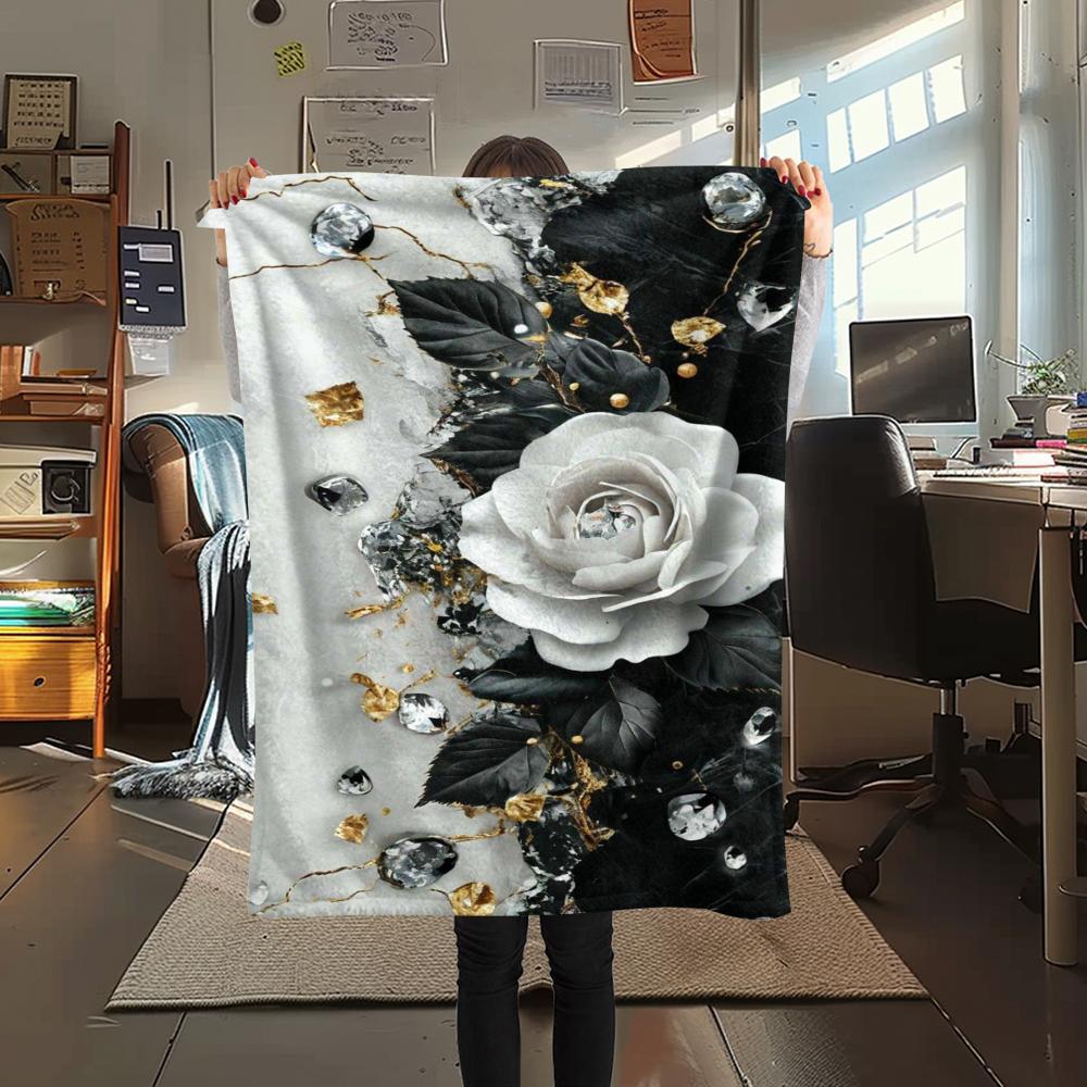 

1Pc Black Flower Butterfly Print Flannel Blanket, High quality Comfortable for All Seasons, Home Decor, Warmth and Comfort, Perfect for Gifts 80cm x 120cm