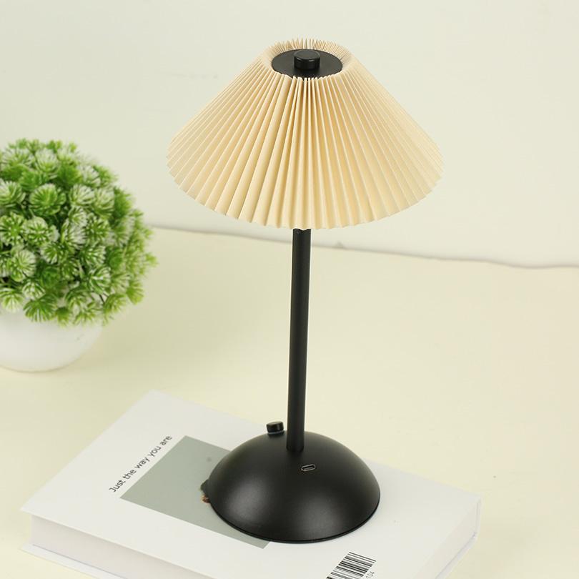 LED Table Lamp Creative Atmosphere Desk Lamp USB Rechargeable Table Lamp Vintage Bedroom Bedside Study Decorative Night Lights