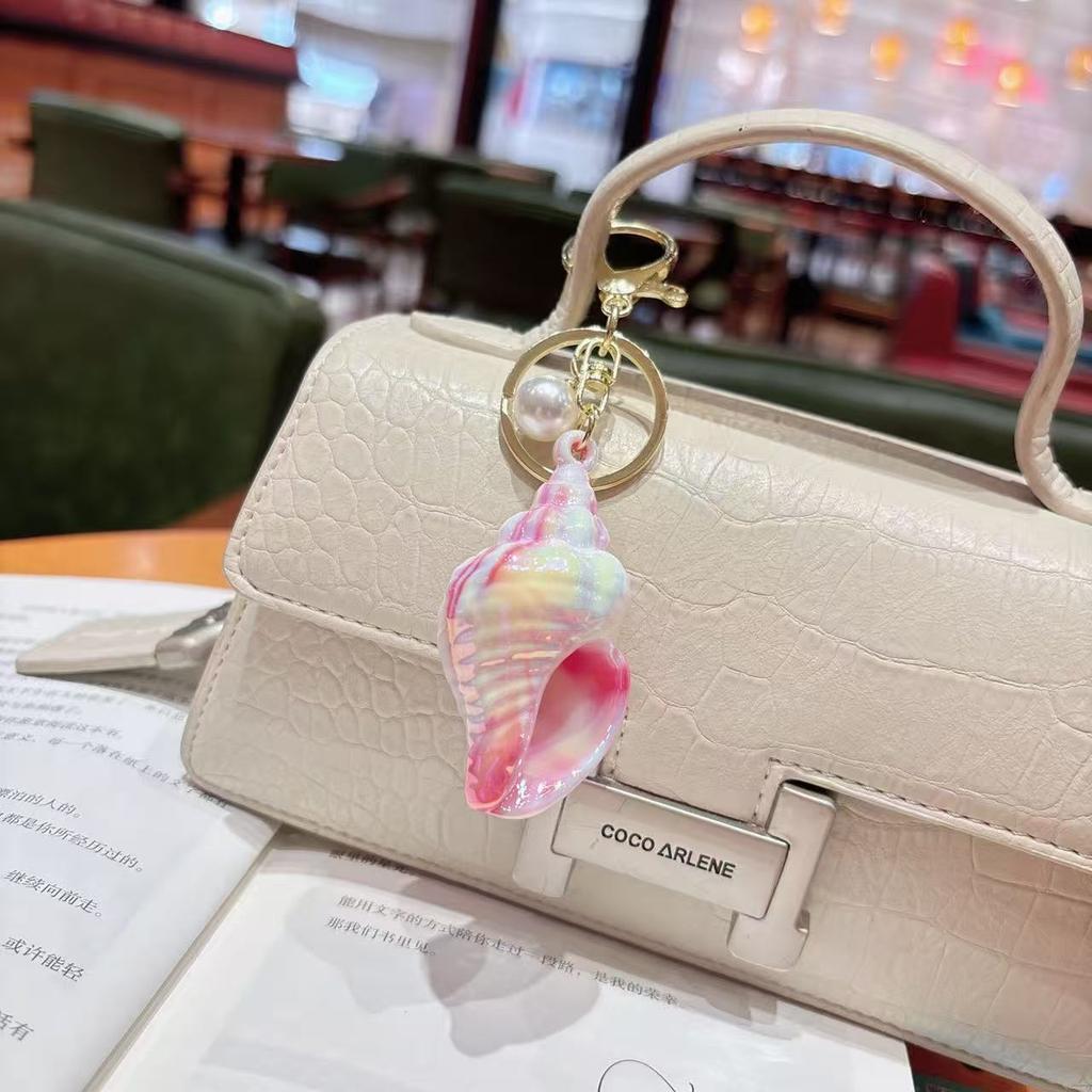 Trend New Acrylic Conch Fashion for Women Girl Colorful Shell Delicate Jewelry Gift Deco Bag Car Key Pendants Bag Charm