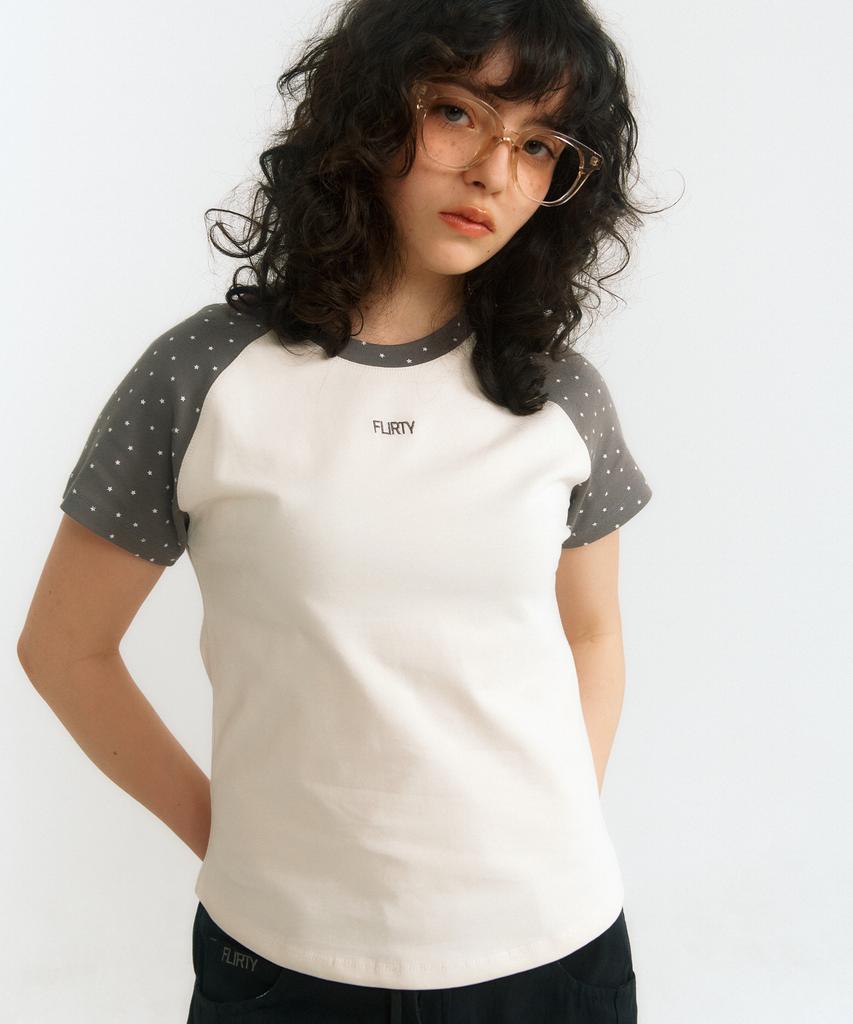 Peulleoti Star Raglan T-Shirt (Ivory)