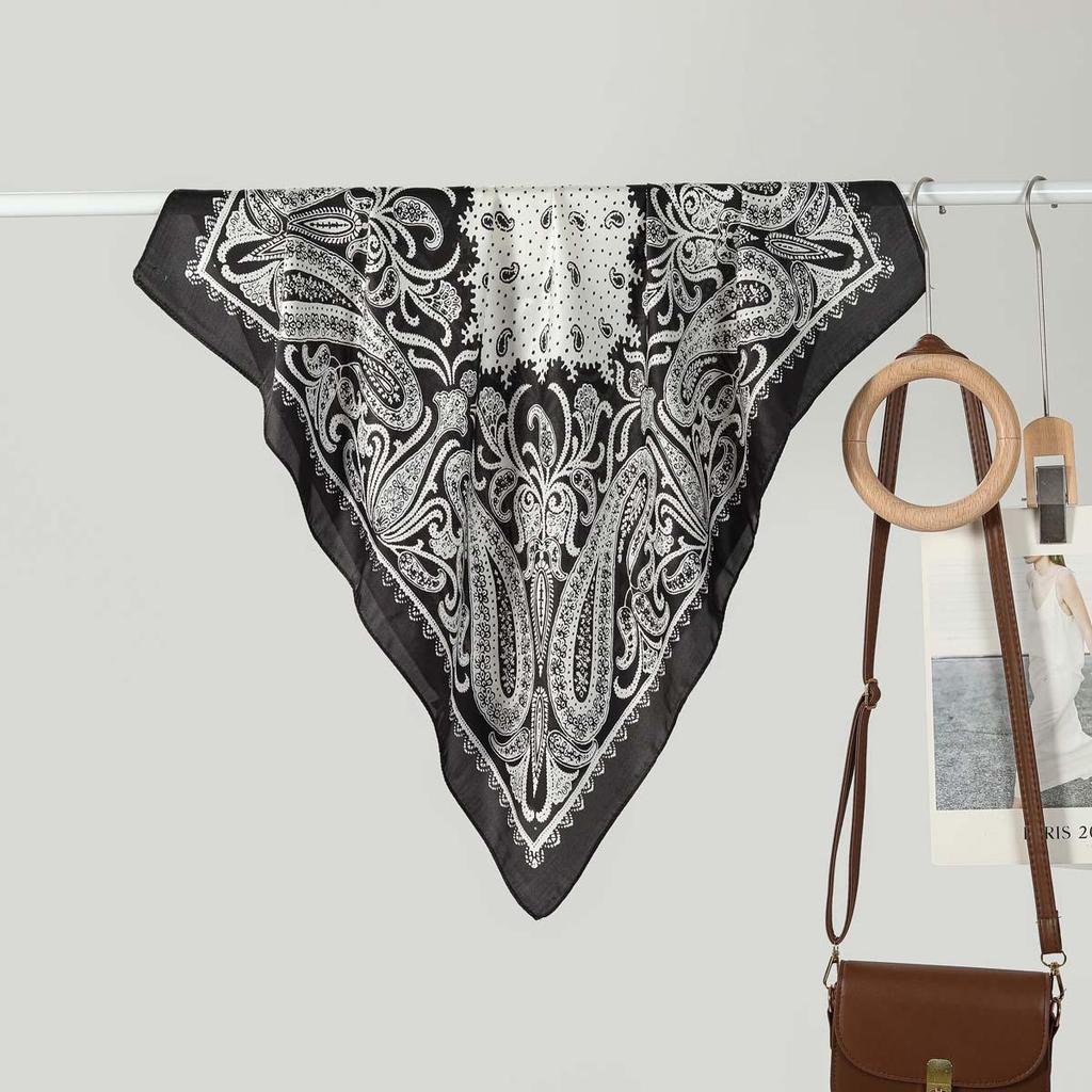 70CM Ladies Fashionable Silk-Feel Small Square Scarf