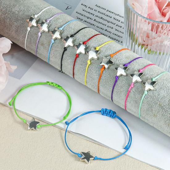 Armbånd med stjernemønster Justerbar lengde Flettet tauarmbånd Fargerikt armbånd Glatt overflate Smykkegave