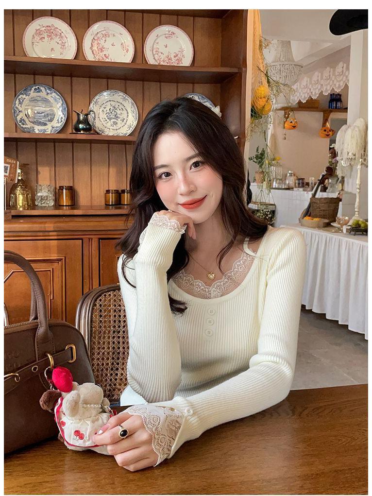 Lace-Trim Patchwork Knit Sweater: Women's Slim-Fit Low Collar Top for Autumn & Winter.