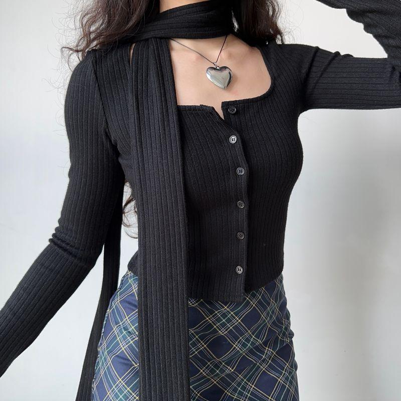 

Go Girl Go Homemade U-Neck Long-Sleeved Knitting Cardigan