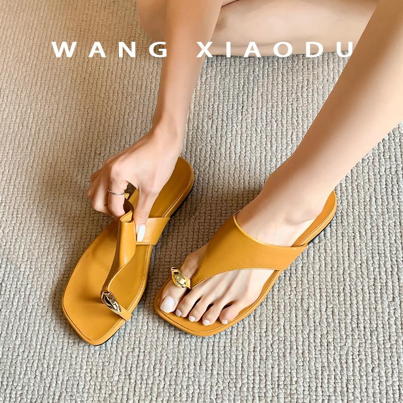 Sheepskin Small Golden Bean Toe Slippers Women's Summer Square Head Flip-flops Wear New Summer Flat Soft Bottom Beach Cool Slippers