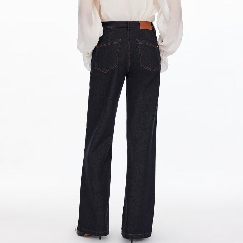 VEROMODA Women's Vintage Two-Button Straight-Leg Jeans