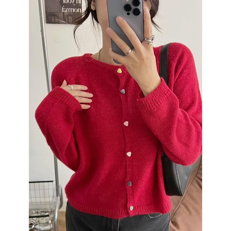 

Осень и зима новый цвет любовь пряжка вязаный кардиган круглый вырез ленивый темперамент мягкий восковой свитер куртка женщины one size fits all красный