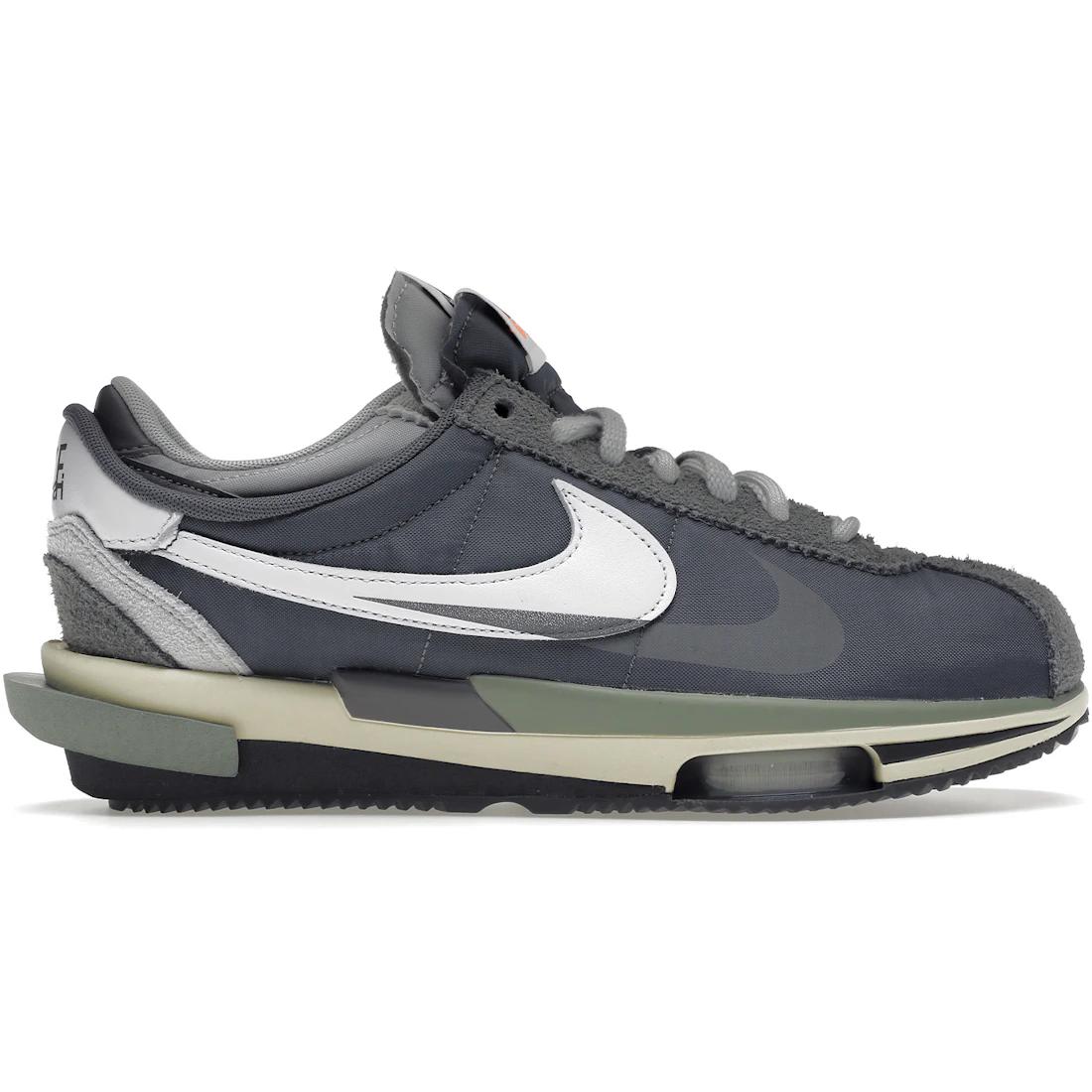 

Кроссовки Nike Zoom Cortez SP sacai Iron Grey(ДК0581-001) 38