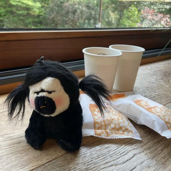 White-Faced Monkey Plush Keychain Soft Skin-Friendly Backpack Charm Unique Funny Ugly Doll Ornament Quirky Monkey Desk Decor