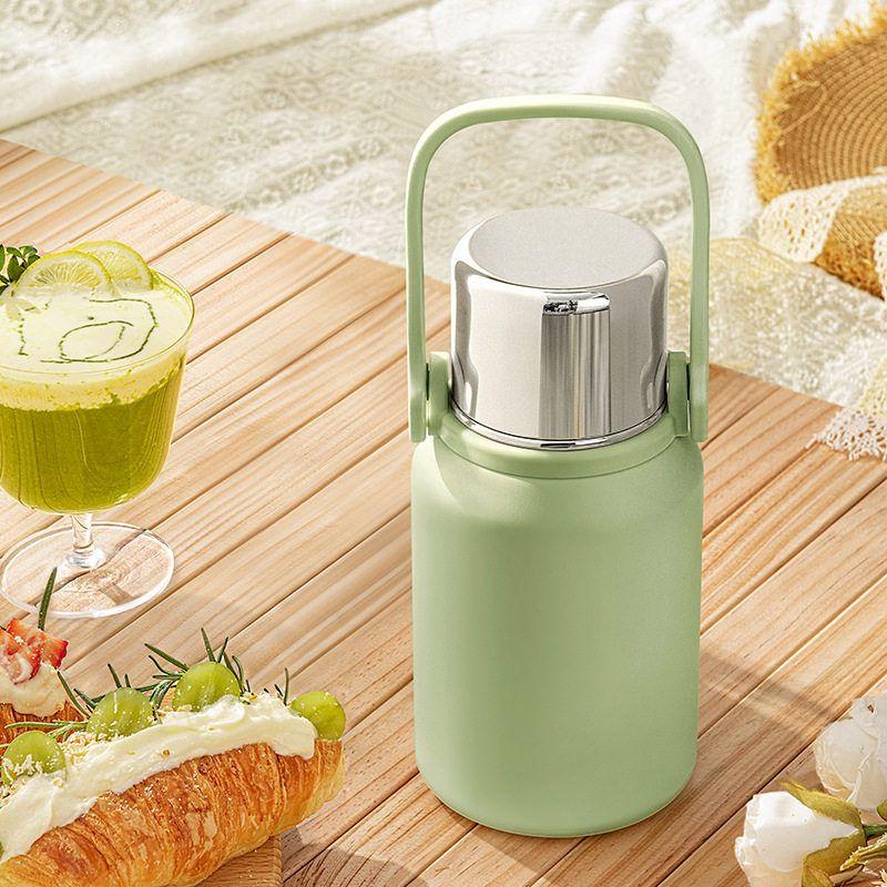 Thermos Cup, Travel Kettle, Tea Cup, Portable for Adults, Can Be Carried on the Body, Can Be Hung on the Body, and Can Be Used as a Water Bottle Green Fruit Green