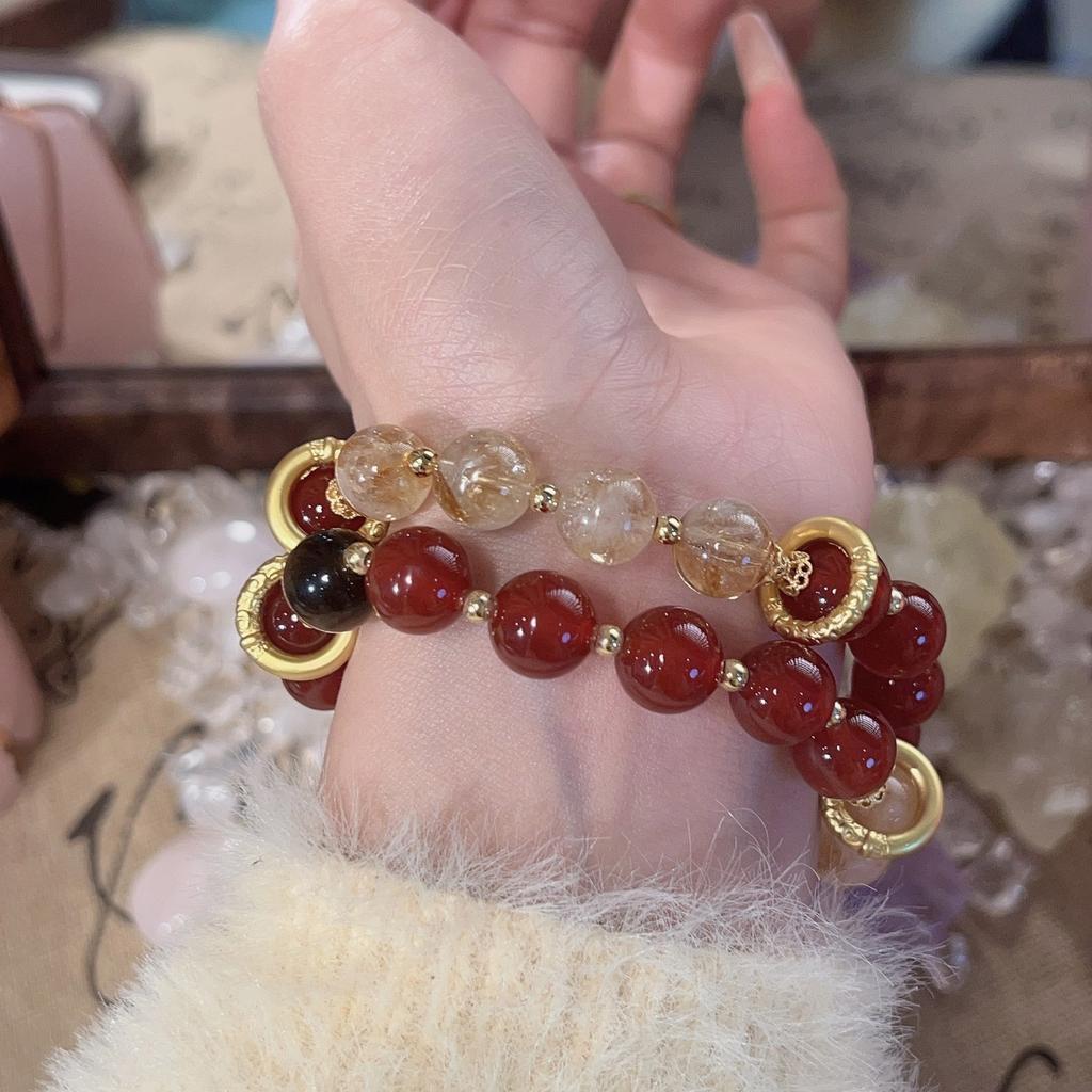 Natural Red Agate Beaded Bracelet Elegant Wristband Accessory Ideal for Young Trendsetters and Spiritually Minded Adults