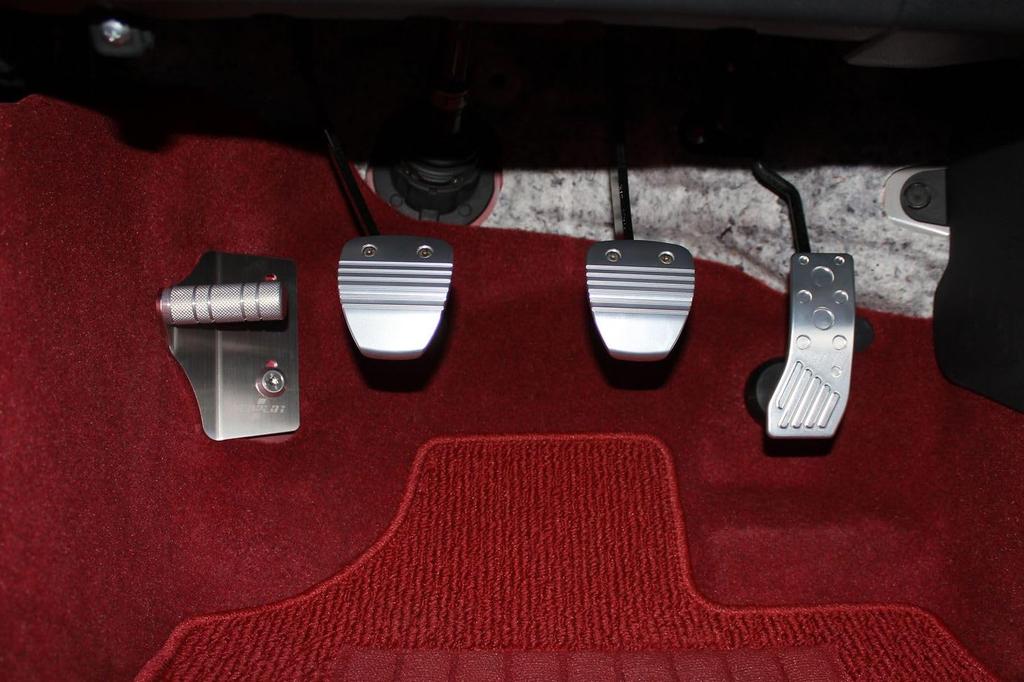 NEOPLOT Footrest Bar NEO Adjustable Left Foot for Toyota GR86 and Subaru BRZ Manual Transmission Vehicles NP57220, Position, 7cm, Silver, (ZN8) (ZD8)