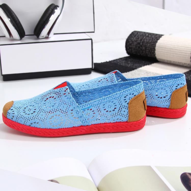 Flache Schuhe Neuer Sommer Atmungsaktives Hohles Mesh Weiche Sohle Lässige Slipper Schuhe für Damen Bequeme Leichte Slipper
