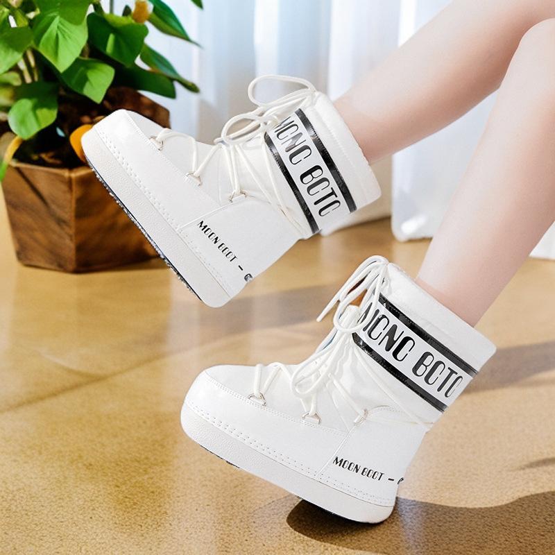 Size 33 Boots Women's 2025 Warm New Ski Winter Moon Thickened Medium Tube Waterproof and Non-slip Snow Space