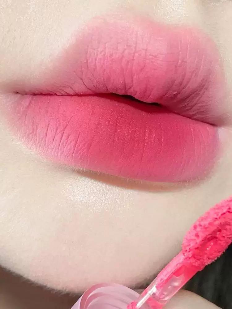 Rose Pink Lipstick Lip Glaze Korean Style Women's High Cloud Lip Mud Women's Team Color No Stain on Cup Lipstick Pseudo Plain Matte Lip Light Mist
