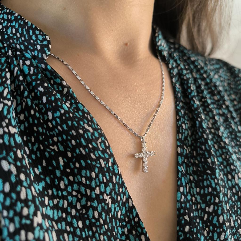 Серебряный крестик с фианитами (2191704)