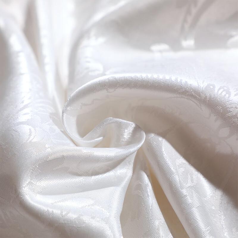 Woodpecker Jacquard Tussah Silk Blend Duvet