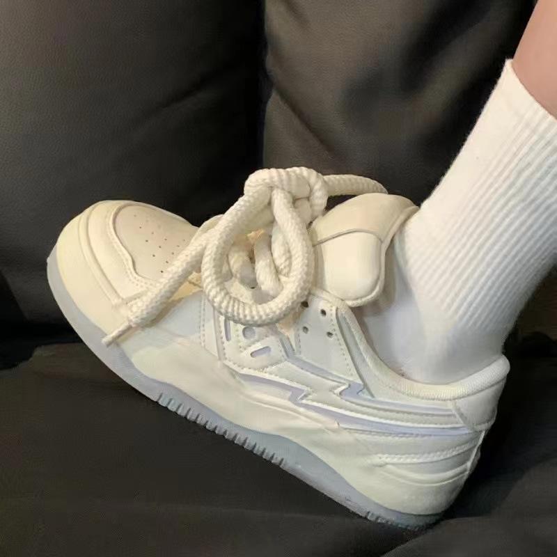 American Retro Bread Shoes Women's Platform 2025 Versatile Student White Shoes Niche Design Original Board Shoes Tide
