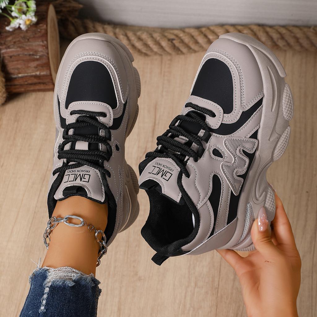 2025 New Dad Shoes Women's Small Inner Spring Showing Feet Small Thick-soled Sports Shoes Increase the Height and Feel of Stepping On Shit