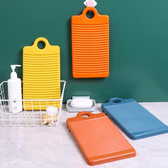 Plastic Washing Board with Wavy Stripe Surface and Anti-slip Design for Small Laundry Items