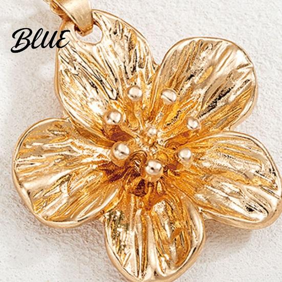 High-quality Necklace Flower for Women Metal Pendant Charming Hypoallergenic Jewelry
