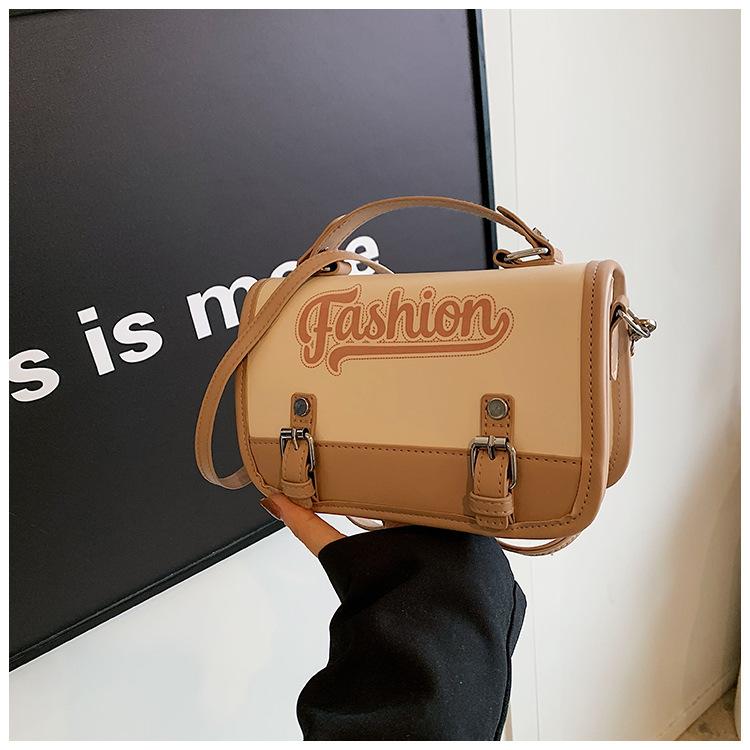 

Premium foreign style small square bag women s bag 2024 new fashion retro letter handbag commuter messenger bag хакі