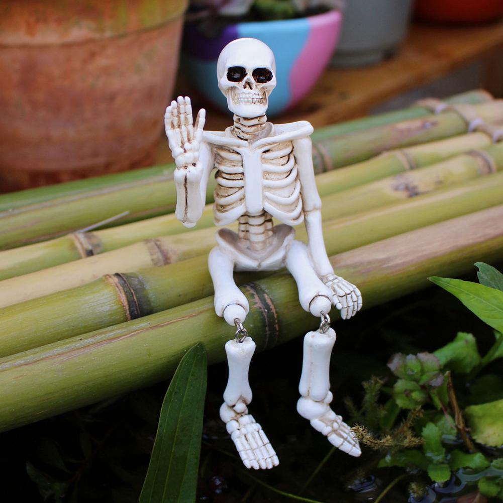 Swing Leg Skeleton Figurine Sitting Skull Resin Statue Sculpture Home Office Desktop Garden Decoration Ornament Halloween Birthd