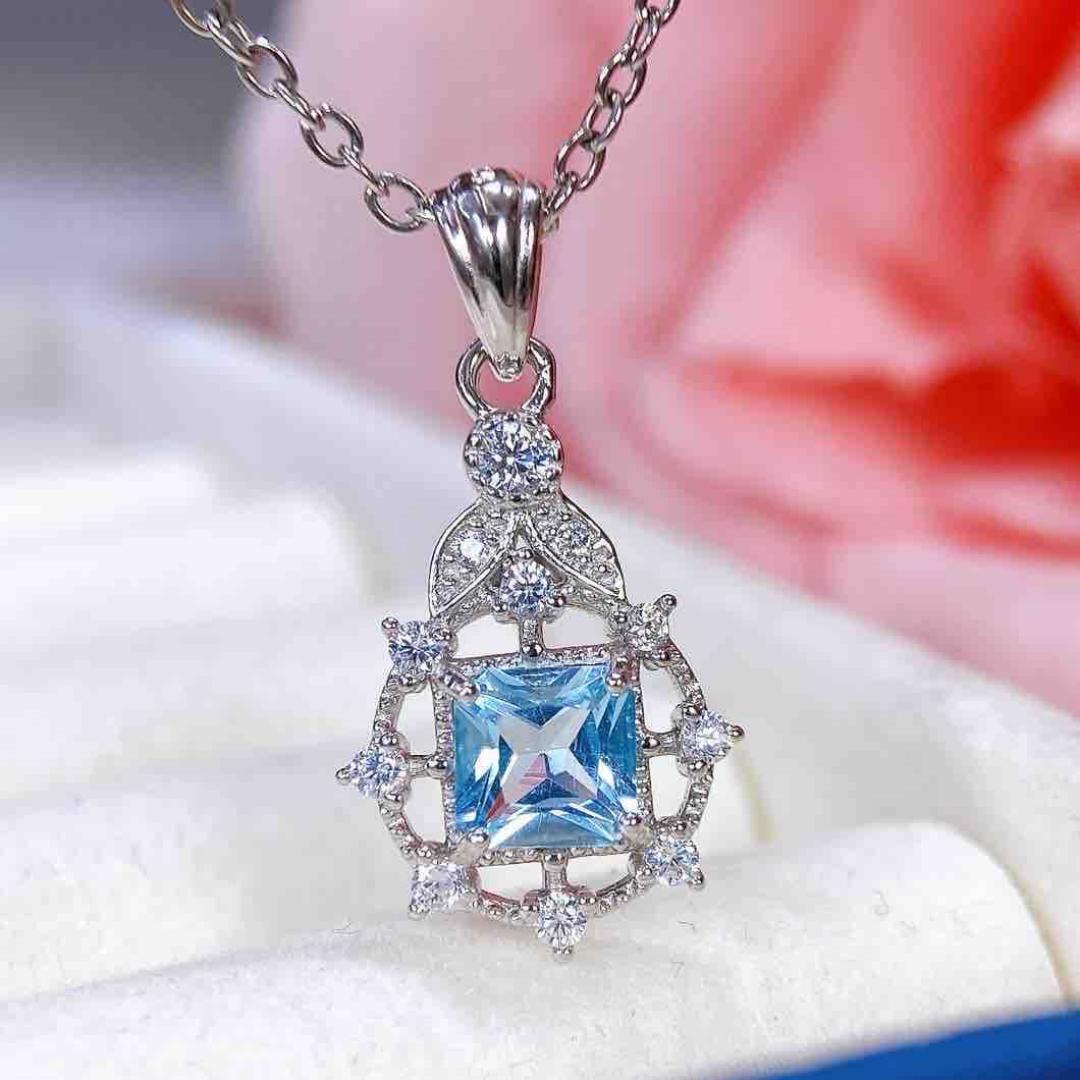 Blue Topaz Pendant Necklace: Exquisite S925 Silver Inlay, Stylish and Simple. 925 Silver