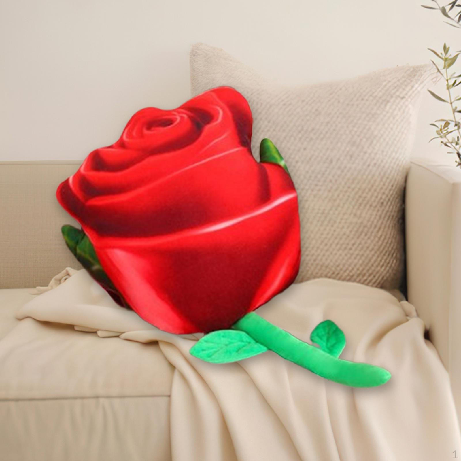 

Подушка с розами для украшения дома и создания уюта на диване или в машине красный