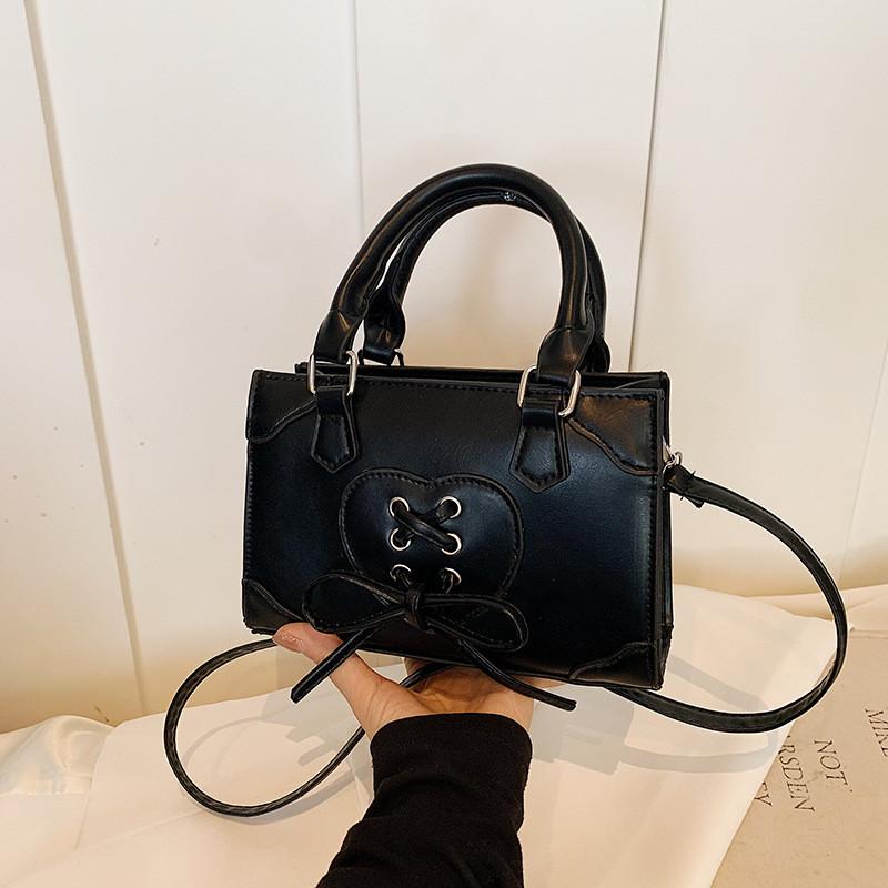 

Trendy Pu Leather Small Square Shoulder Bag For Women With Soft Texture And Stylish Stitching чёрный