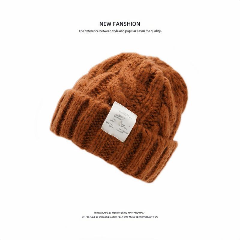Hat Winter Trend Women's Twist Versatile Outdoor Pullover Hat Small Wool Hat for Primary School Students Warm Knitted Hat