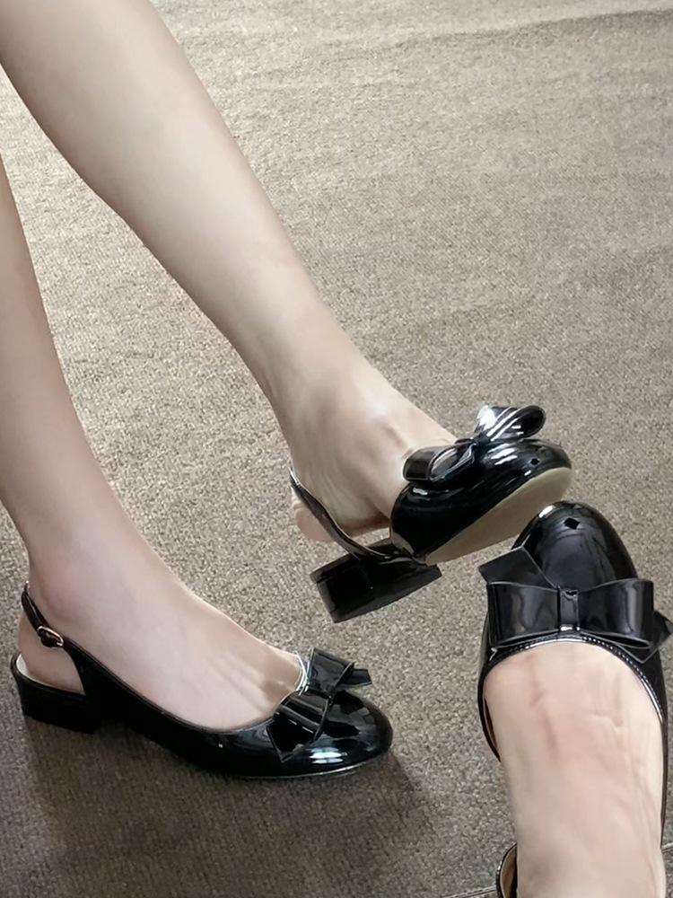 French Gentle Round Head One-word Buckle with Sandals Women's Summer 2025 New Congyuan Same Bow High Heels